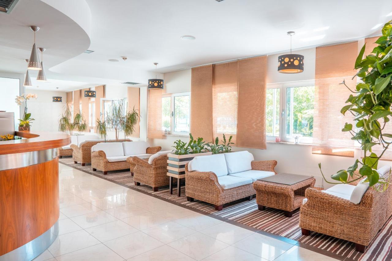 Garden City Hotel Konjic Exteriör bild